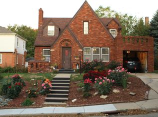 517 S 31st Ave, Omaha, NE 68105