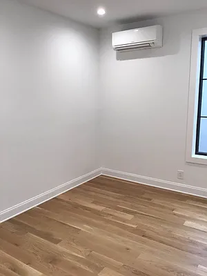 Rented by Irene Mihalios, LREB | media 22