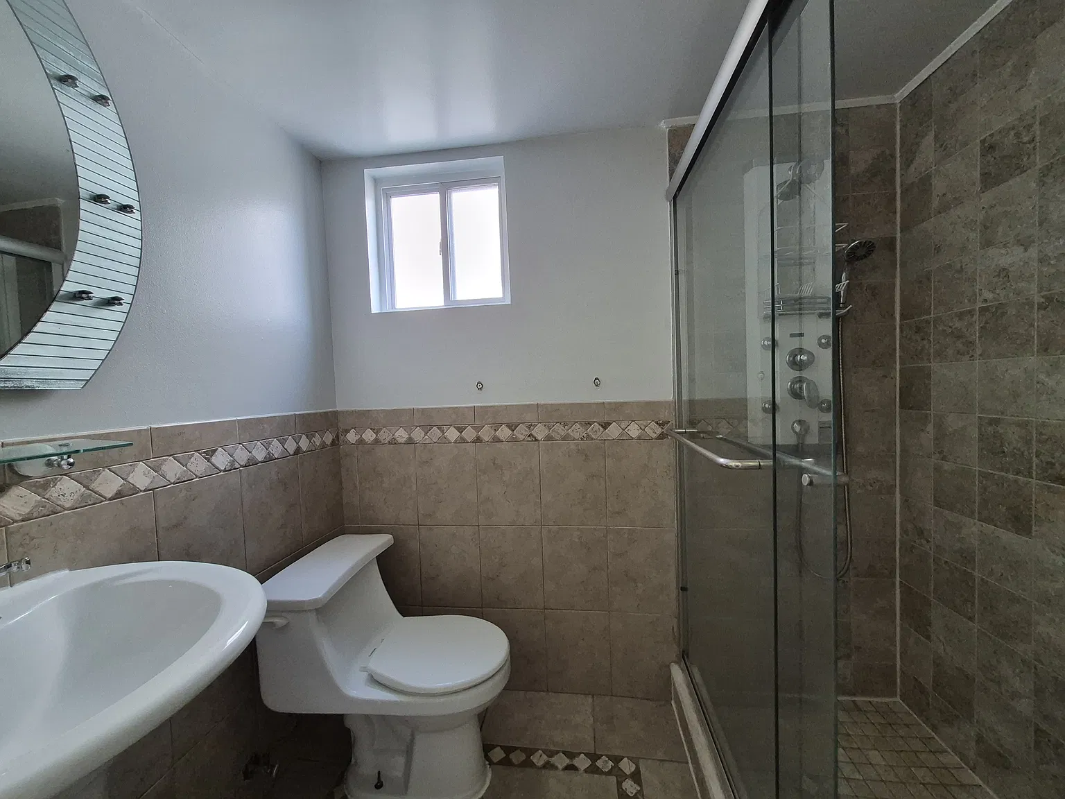 1 bed, 600 sqft, $1,800 — Photo 4
