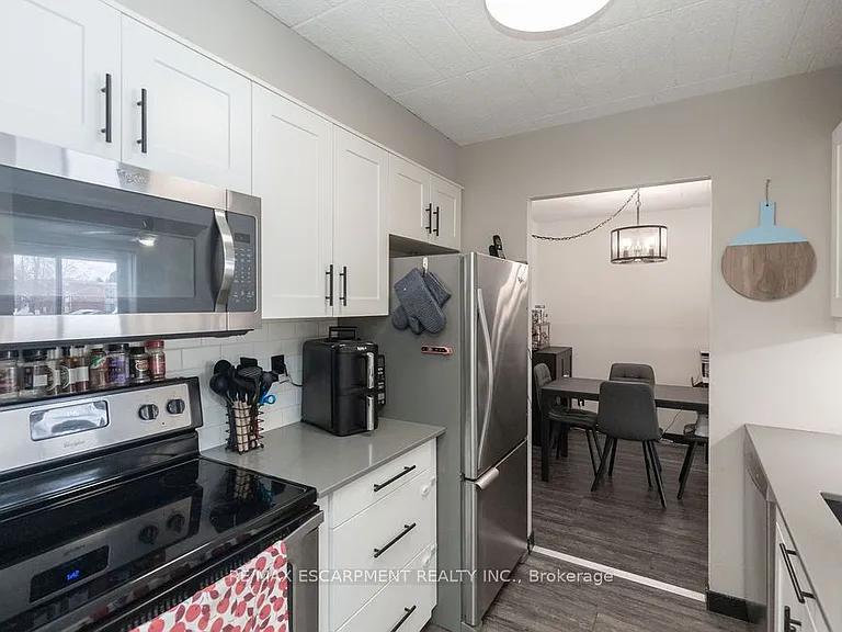 71 Vanier Dr #110 — Photo 6
