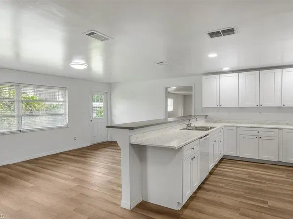 27255 Belle Rio DR, BONITA SPRINGS, FL 34135