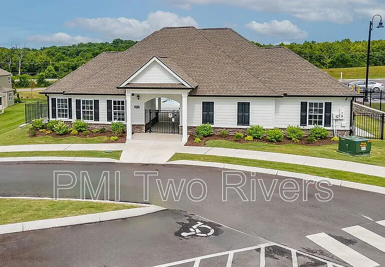 5027 Benelli Dr — Photo 36