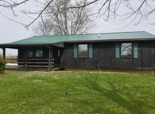 10958 Locust St, Aurora, IN 47001