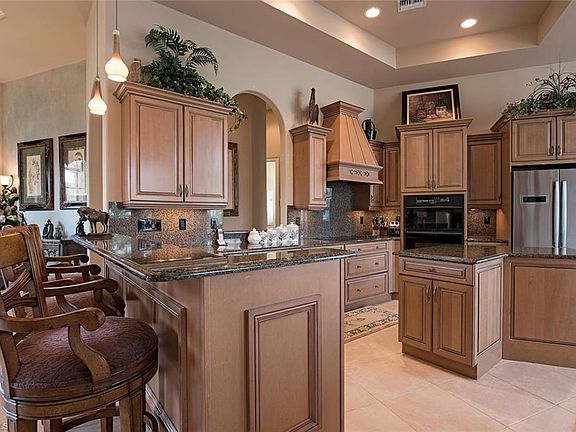 5th image of 474 Clifton Ct