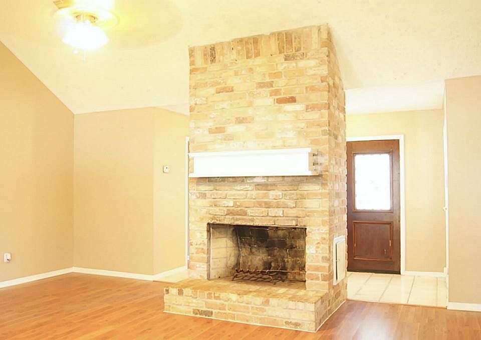 1st image of 15702 Barbarossa Dr