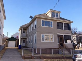 126-128 Earle St, Central Falls, RI 02863
