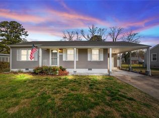 25 Bedford Rd, Newport News, VA 23601