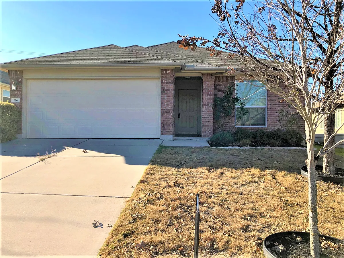 Building Photo - 316 Comal Run