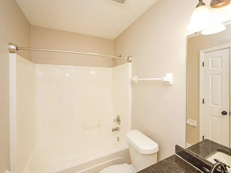 7203 Fox Creek Dr — Photo 14
