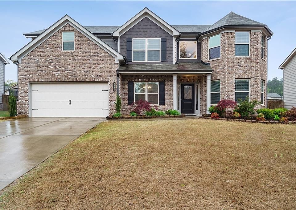 1st image of 2496 Bear Paw Dr