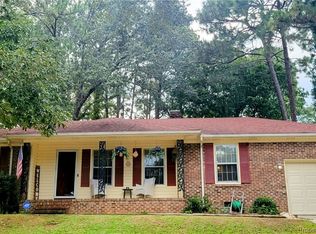 6405 Milford Rd, Fayetteville, NC 28303