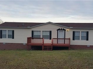 997 Hooper Rd, Charlotte, TN 37036