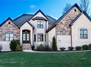 5812 Bison Dr, Oak Ridge, NC 27310