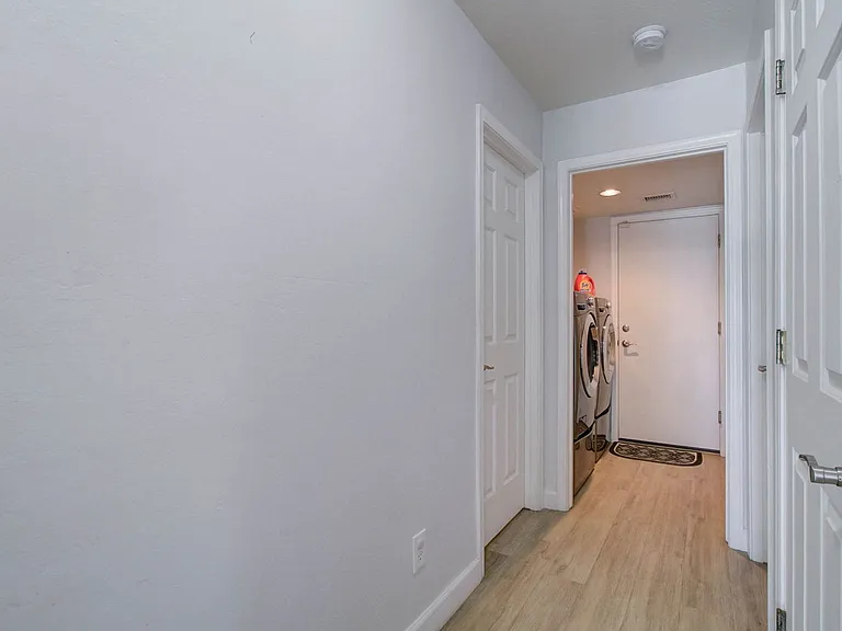 2576 E Brooks St — Photo 34