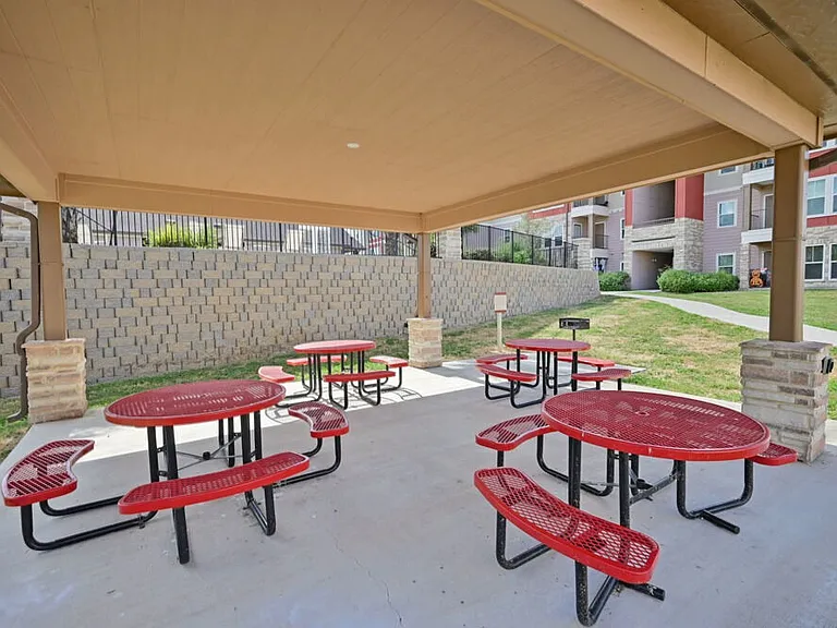 River View at Calallen — Photo 37