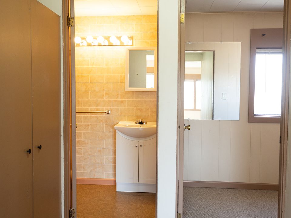 1st image of 1016 W Bluff St #7