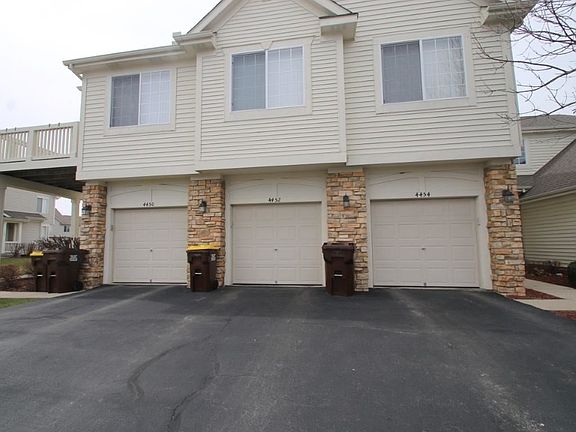 3rd image of 4452 Squaw Valley Dr
