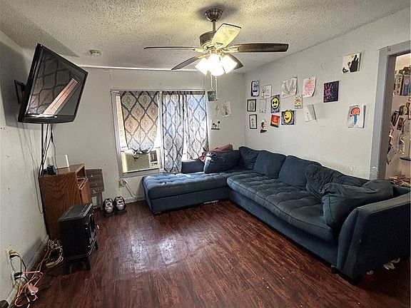 4th image of 11317 Margie Dr