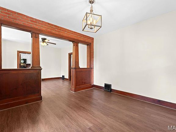 5th image of 714 Wabash Ave