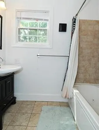 613-615 Dorchester Ave #2 — Photo 11