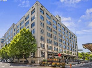 1400 NW Irving St APT 701, Portland, OR