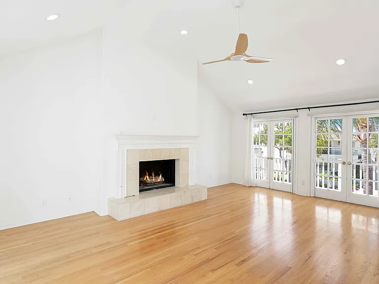 2025 E Balboa Blvd — Photo 35