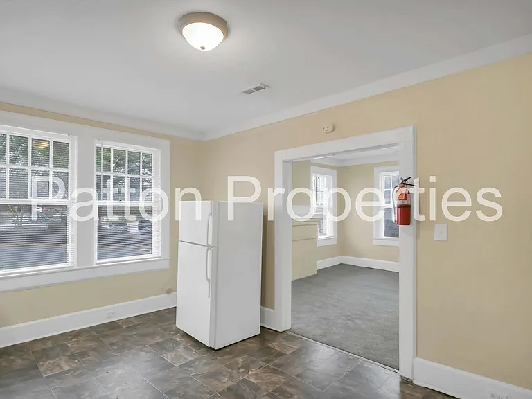 2229 Greene St — Photo 8