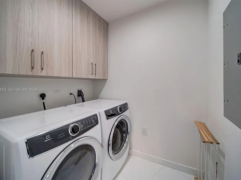 851 NE 1st Ave #3003 — Photo 42