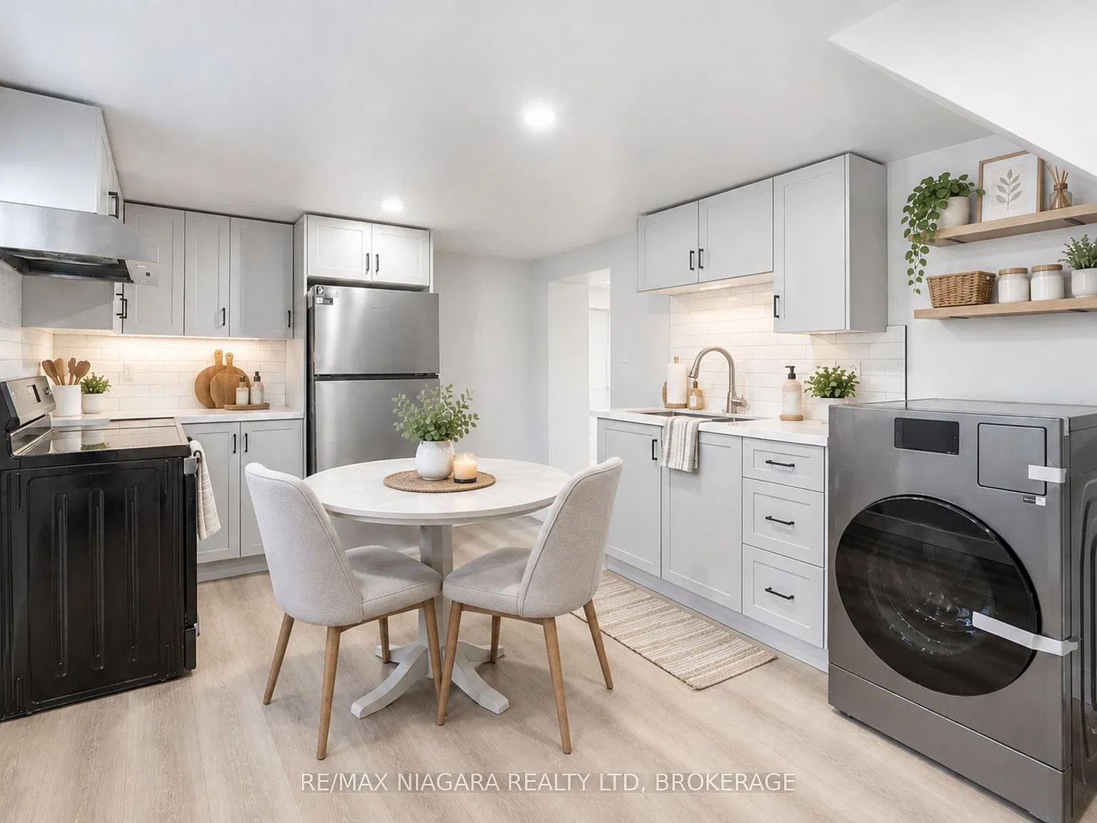 2 bed, $1,650 — Photo 2