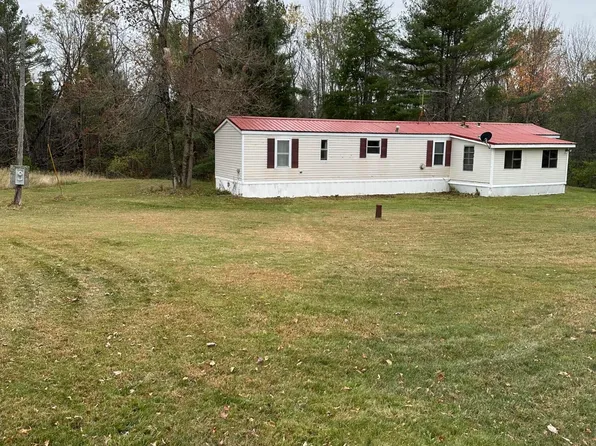 279 Wolfboro Road, Stetson, ME 04488