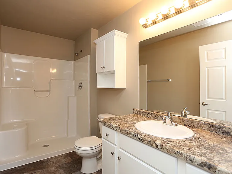 130 Howard Ln — Photo 6