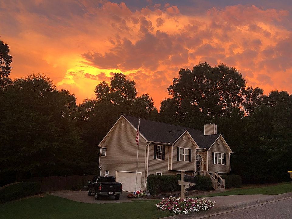 1st image of 12 Chatham Ct