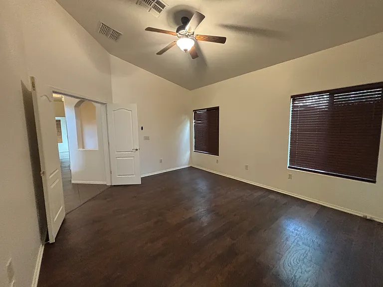 5305 W Olivine Dr — Photo 12