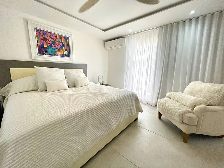 4939 Avenue Isla Verde — Photo 19