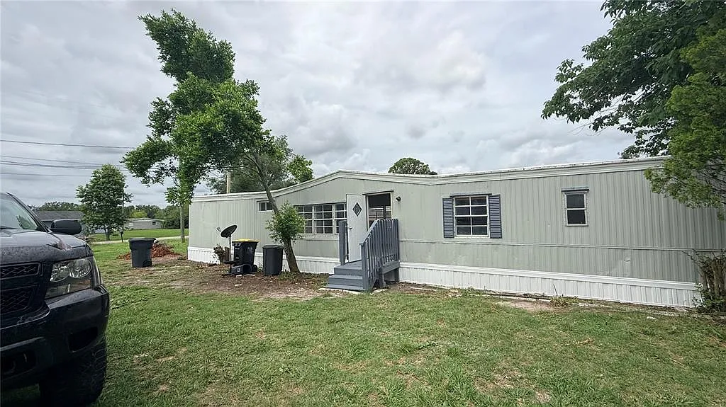 2 bed, 1.0 bath, 792 sqft, $1,100 — Photo 3