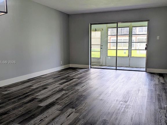 5th image of 7600 NW 5th Pl APT 108
