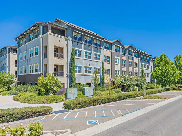 1000 Berryessa Ln APT 225, Davis, CA 95616