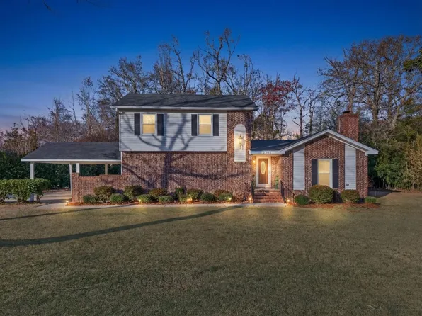 2402 South Hallmark Dr, Florence, SC 29505