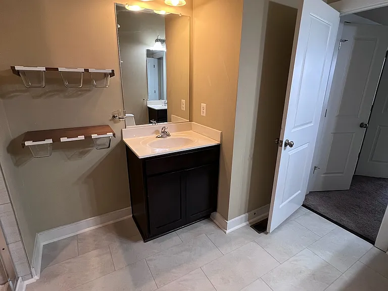 109 Saginaw Dr — Photo 31