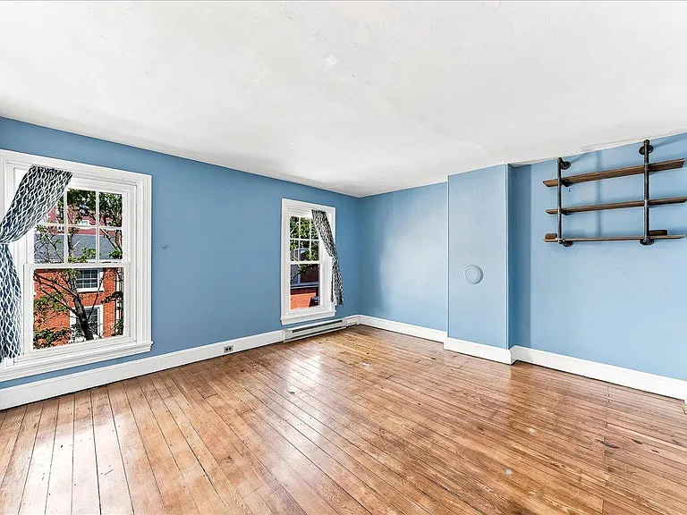 122 E Miner St — Photo 21