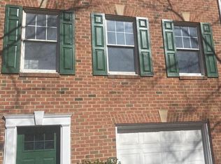 832 Hr Dr SE, Washington, DC 20032