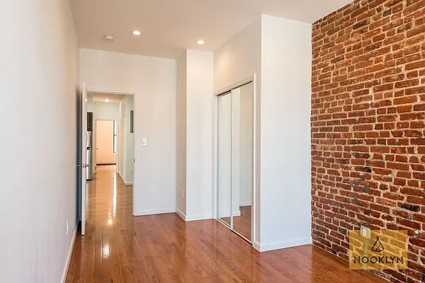 Rented by Nooklyn NYC LLC | media 2