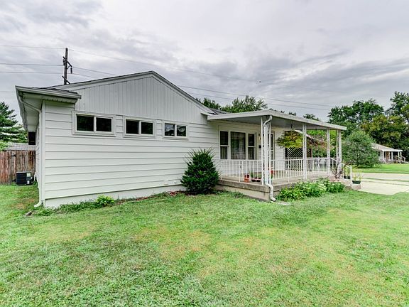 2nd image of 443 Travis Dr