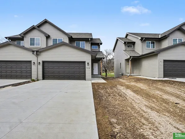 7114 79th Ct, Omaha, NE 68122