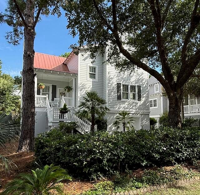 1st image of 4021 Bridle Trail Dr