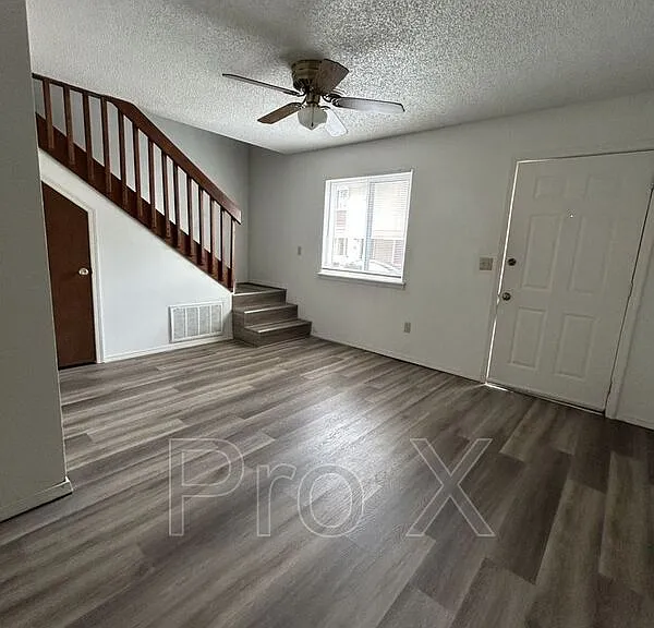 1108 S Joplin St #B — Photo 2
