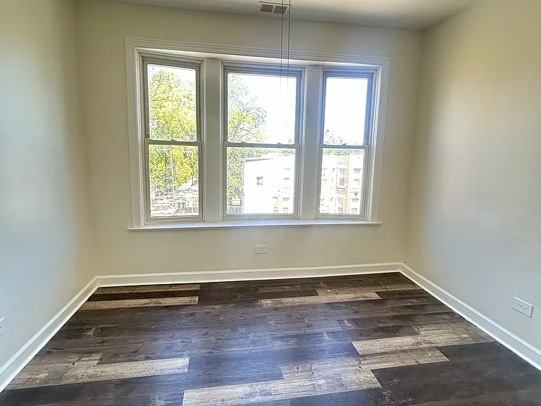 6100 S Green St — Photo 34