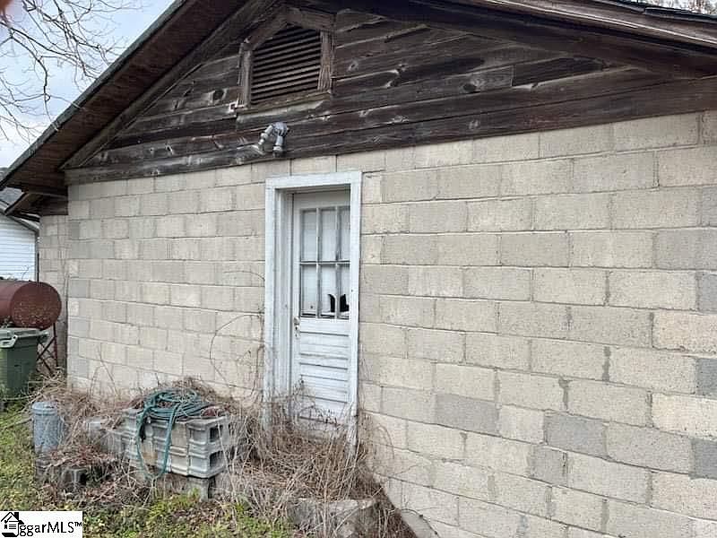2nd image of 110 F Ave