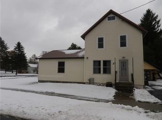 57 Wardwell St, Adams, NY 13605