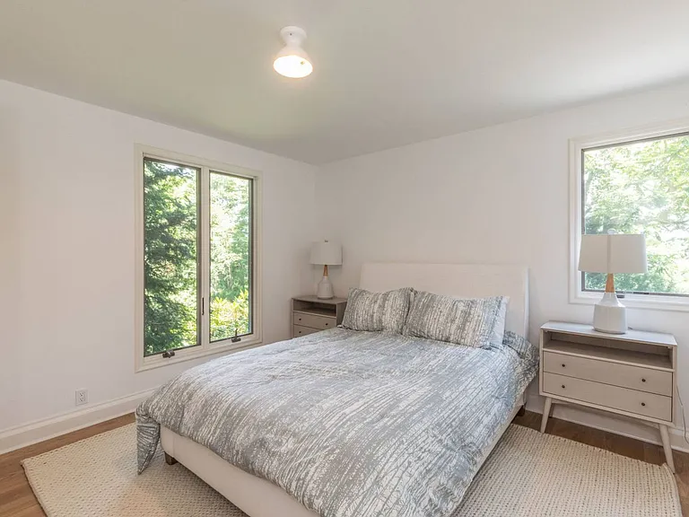 33 Cedar St — Photo 9